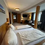 Engemann Kurve Otel 4*