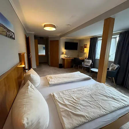 Engemann Kurve Szálloda 4*