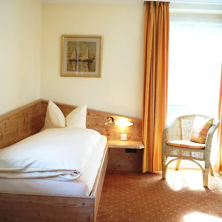 Hotell Engemann Kurve 4*